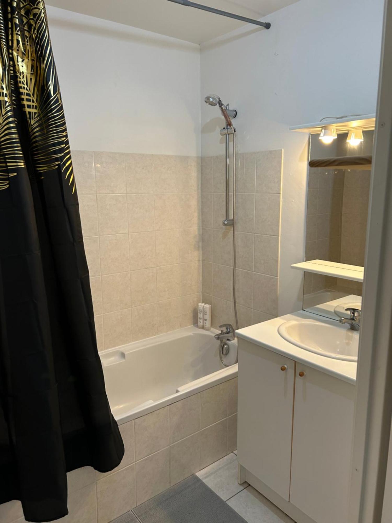 Appartement إفرو المظهر الخارجي الصورة